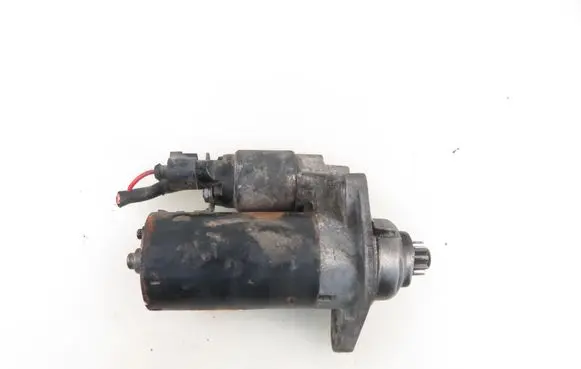 Volkswagen PASSAT B6 Starter motor 