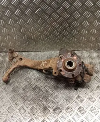 Volkswagen PASSAT B5 Front wheel hub