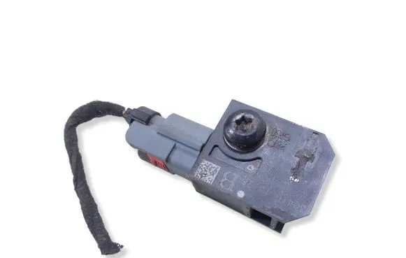 Opel Zafira C Airbag deployment crash/impact sensor 13502577 13D31AE5