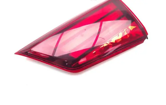 Tailgate rear/tail lights