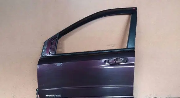 SsangYong Kyron Front door