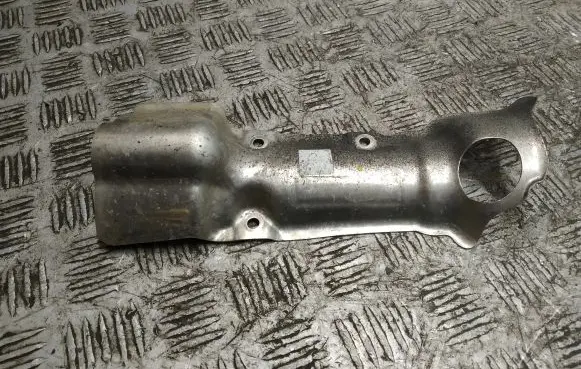 BMW 5 F10 F11 Heat shield in engine bay 6790911 32106790911