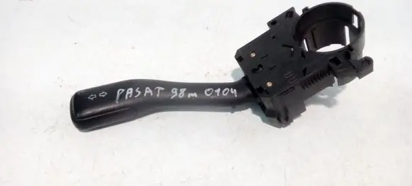Volkswagen PASSAT B5 Indicator stalk 8L0953513G