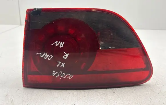 Seat Altea XL Tailgate rear/tail lights 5P8945094E 5P8945108C VP7CVX13404C