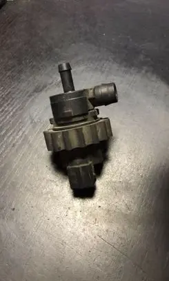 BMW 3 E46 Vacuum valve 1433602