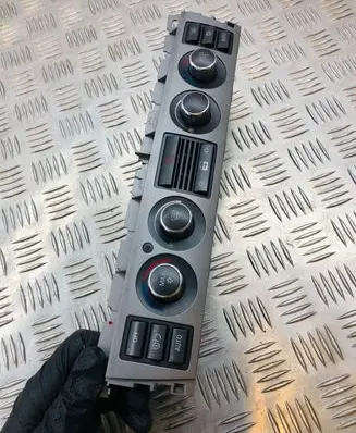 BMW 7 E65 E66 Climate control unit 697045601