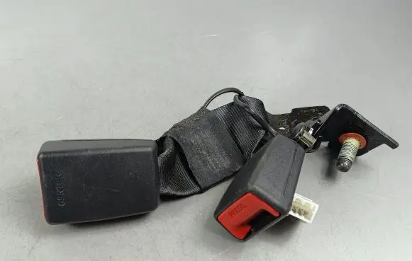 KIA Stonic Middle seatbelt buckle (rear) 898B0H8200WK