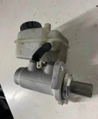 Mercedes-Benz A W168 Master brake cylinder A1684300302 32066868
