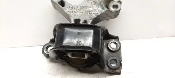 Nissan Qashqai Engine mount bracket 112846249R 112104ED0B 112104ED0C