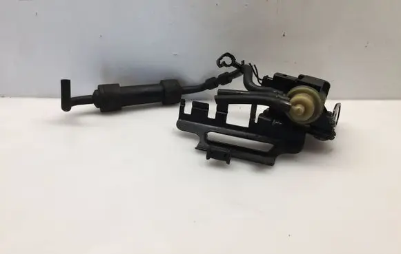 Volkswagen PASSAT B7 Vacuum valve 1K0906627B 03G129808G 8P0973722