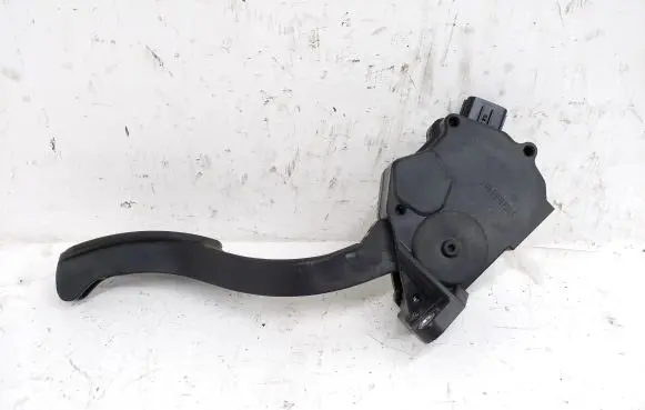 Lexus RX III Accelerator throttle pedal 7811033020 1988007190