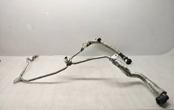 BMW X5 G05 Engine coolant pipe/hose 7926023