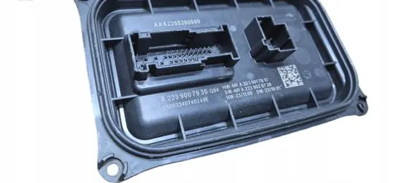 Mercedes-Benz S W223 Voltage converter/converter module 