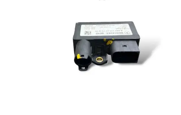 Mercedes-Benz A W169 Glow plug pre-heat relay A6401532779Q 51299031 032009
