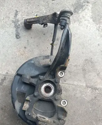 Land Rover Range Rover Sport L320 Front wheel hub spindle knuckle 8H323K185AA