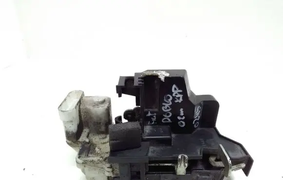 Fiat Doblo Front door lock