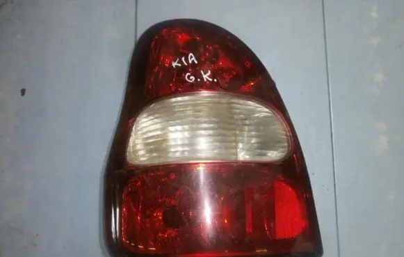 KIA Carnival Rear/tail lights 0k55251140