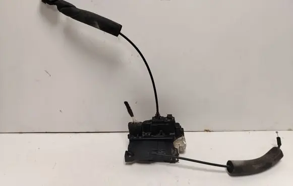 Renault Laguna III Rear door lock 825010003R