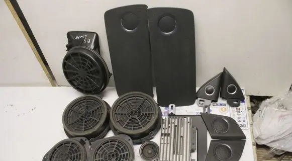 Audi A5 8T 8F Audio system kit 8T0035223AP