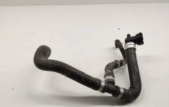 Renault Kangoo II Engine coolant pipe/hose 