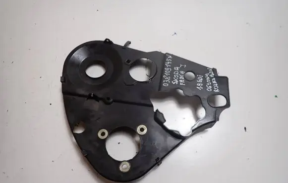 Skoda Fabia Mk1 (6Y) Timing belt guard (cover) 038109145N