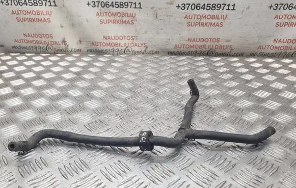 Volkswagen PASSAT B6 Engine coolant pipe/hose 