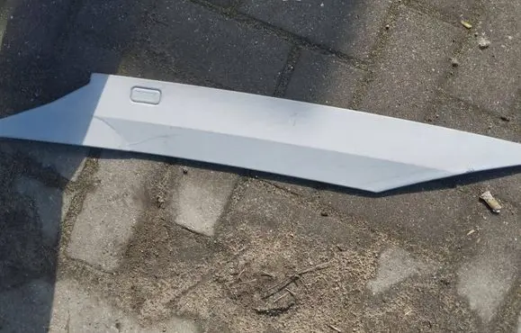 BMW 7 E65 E66 (C) pillar trim 7007636