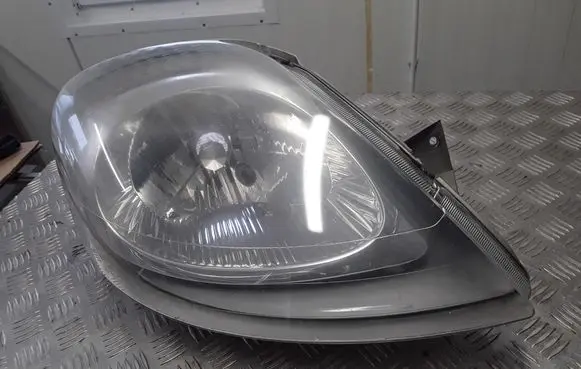 Renault Trafic II (X83) Headlight/headlamp 7700311374