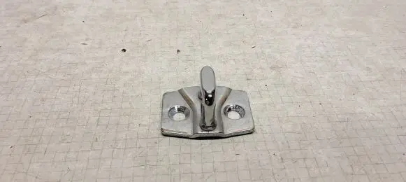BMW X3 E83 Front door lock loop/hook striker 7067805