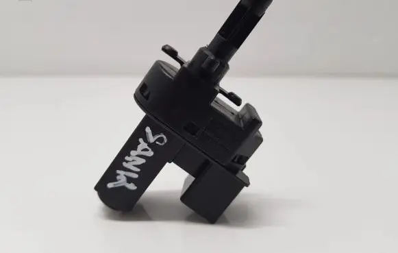 Clutch pedal sensor