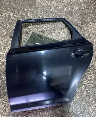 KIA Ceed Rear door