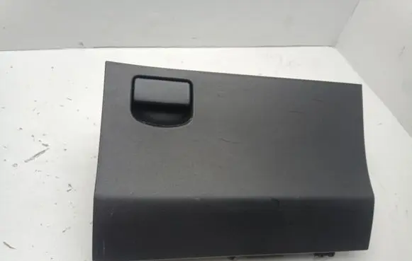 Toyota Yaris Glove box 555500D060