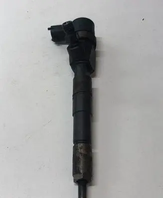Opel Insignia A Fuel injector 0445110423 55577668