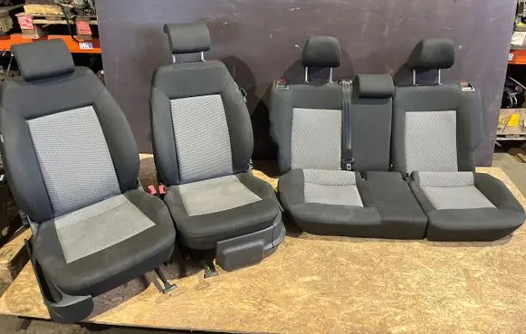 Volkswagen Polo V 6R Seat set 