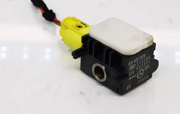 Mercedes-Benz ML W164 Airbag deployment crash/impact sensor 0038202826 965140206 131402394