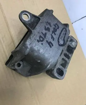 Audi A3 S3 8L Engine mount bracket 1J0199555AJ