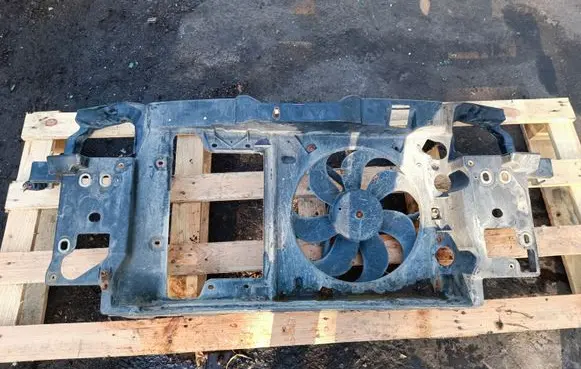 Volkswagen Polo III 6N 6N2 6NF Radiator support slam panel