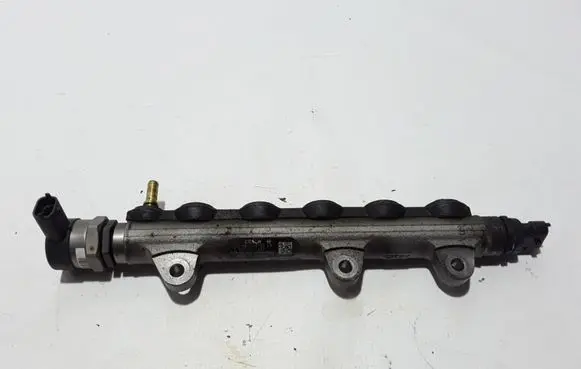 Renault Laguna III Fuel main line pipe 8200962035