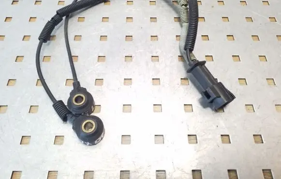 Volvo XC70 Detonation knock sensor 9432570 0261231142
