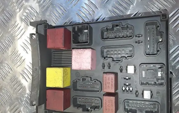 Renault Espace - Grand espace IV Comfort/convenience module 8200447438A 518837117