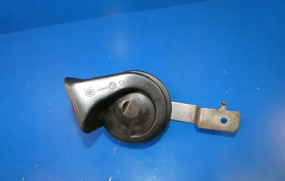 Mercedes-Benz E W213 Horn signal A2135422800