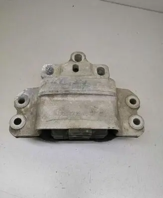 Volkswagen Golf V Engine mount bracket 1K0199555