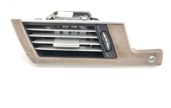 Mercedes-Benz E W212 Dashboard side air vent grill/cover trim 2128204004 06821001 211008Q03