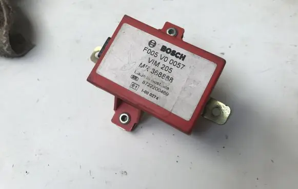 Mitsubishi Space Star Other control units/modules F005V00057 MR368888 8722200469