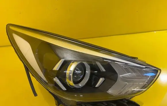 KIA Niro Headlight/headlamp 200602