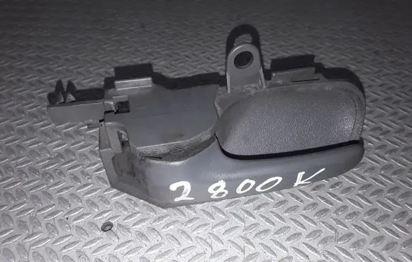 Toyota Aygo AB10 Front door interior handle