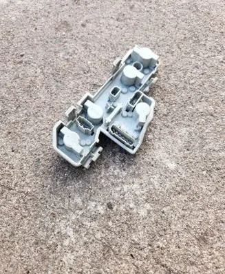 Volkswagen PASSAT B5.5 Tail light bulb cover holder 3B5945257B