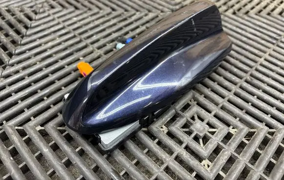 Volvo XC90 Aerial GPS antenna 40398036