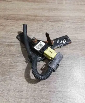 Toyota Avensis Verso Airbag deployment crash/impact sensor 8917305040