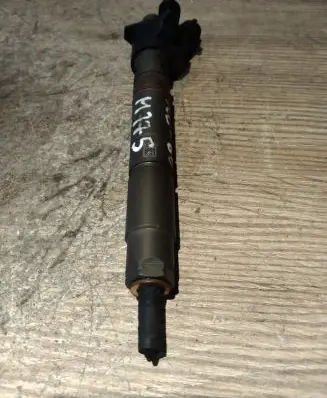 Volvo XC60 Fuel injector 31272767 09101000569 7ASR7BEG